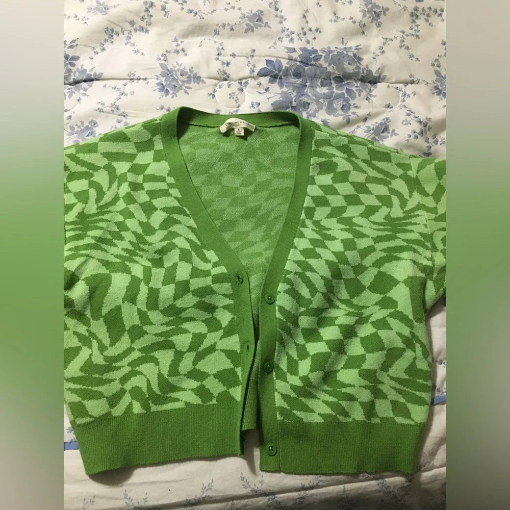 LA Hearts Soft Stretchy Cropped Psychadelic Sweater - Picture 2 of 3